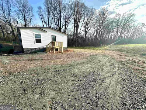Exterior - 579 Highway 63, Commerce, GA 30529 photo 4 of 15
