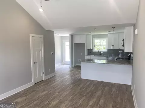 922 Colquitt St, Lagrange, GA 30240 photo 3