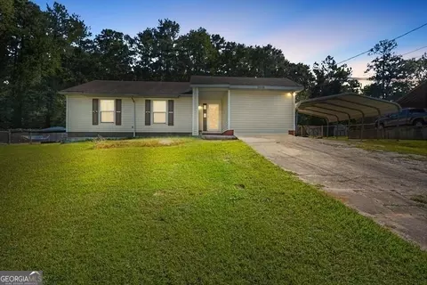 3089 Caliente Ln, Rex, GA 30273