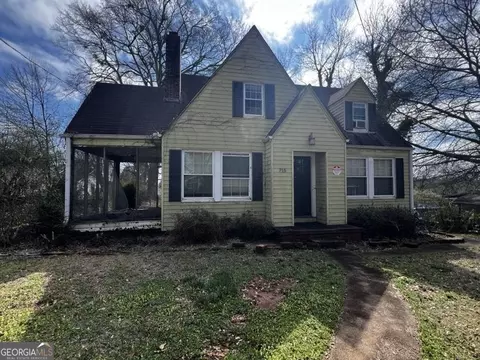 715 W Avenue Ave, Gainesville, GA 30501