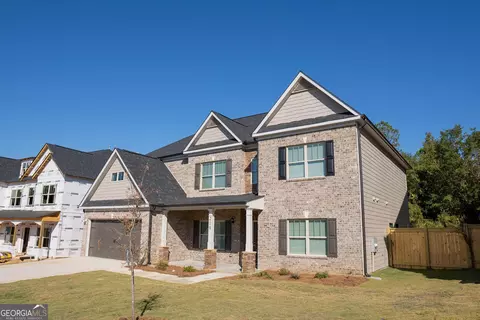 107 Garnet Dr, Bonaire, GA 31005