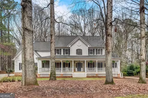 165 Misty Forest Dr, Fayetteville, GA 30215