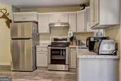 357 Tussahaw Point Dr, Jackson, GA 30233 photo 6