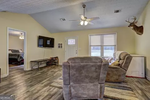 357 Tussahaw Point Dr, Jackson, GA 30233 photo 3