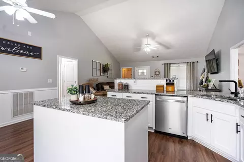 403 Mckinley Cir, Lagrange, GA 30240 photo 6