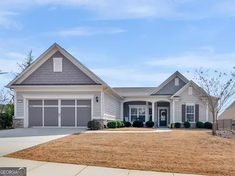 200 Petunia Dr, Griffin, GA 30223