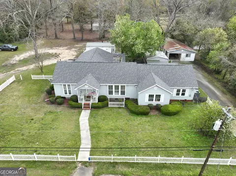 201 Harvey St, Stapleton, GA 30823 photo 2