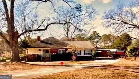 160 Peters Rd, Fayetteville, GA 30214