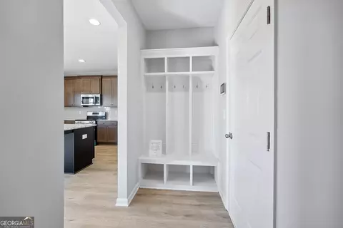 Entry Way - 986 Hines Rd #9, Lagrange, GA 30241 photo 3 of 5