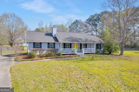 212 Lisa Ct, Hampton, GA 30228 photo 3