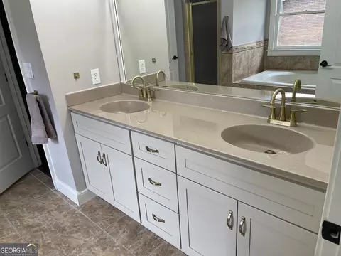40 Doubles Dr, Covington, GA 30016 photo 12