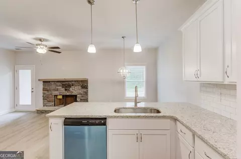6340 Pine Station Dr, Lula, GA 30554 photo 10