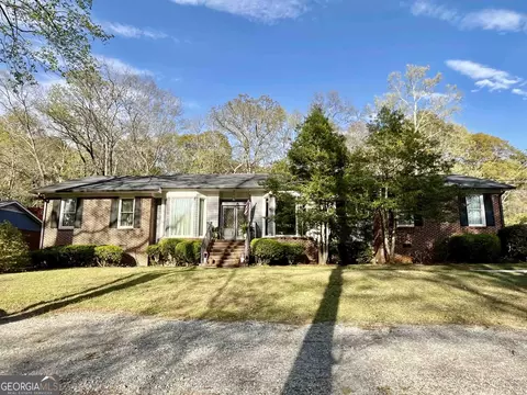 834 Hanover Dr, Griffin, GA 30224