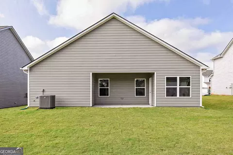 271 Limestone Cir, Conyers, GA 30013 photo 3