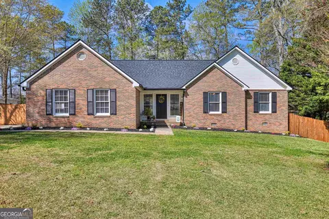 51 White Birch Ln, Carrollton, GA 30116