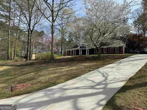 180 Autumn Cv, Covington, GA 30016 photo 2