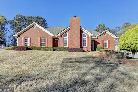 4670 Matthews Park Dr, Snellville, GA 30039