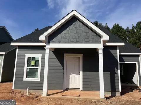 111 Lenox Cir, Lagrange, GA 30241