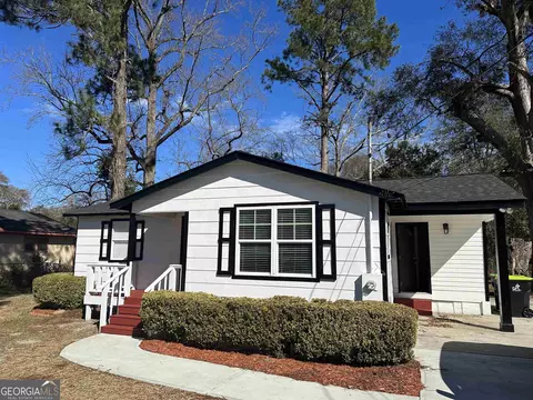 404 Spaulding Rd, Montezuma, GA 31063