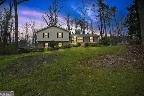 452 Trotters Rdg, Lawrenceville, GA 30043