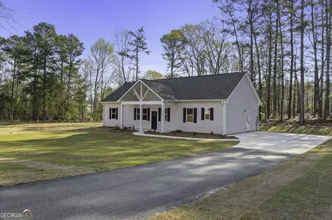 Exterior - 755 Etheridge Mill Rd, Milner, GA 30257 photo 2 of 4