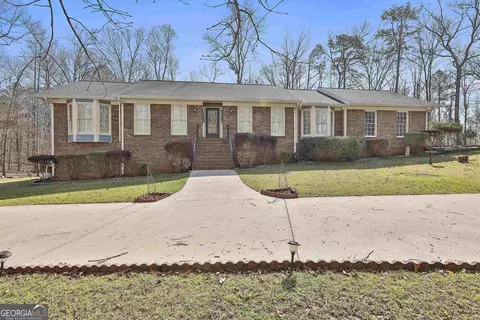 10080 Creel Rd, Fairburn, GA 30213