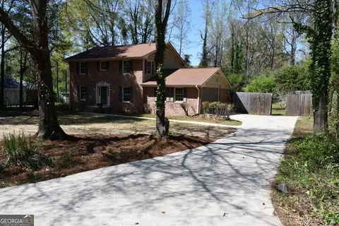 135 Orchard Knob Ln, Athens, GA 30605