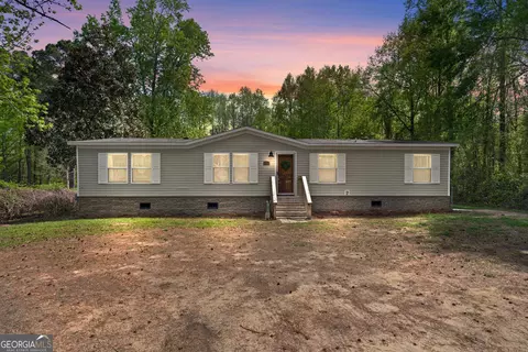 4736 Adabelle Rd, Register, GA 30452