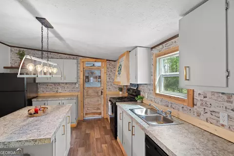 4736 Adabelle Rd, Register, GA 30452 photo 9