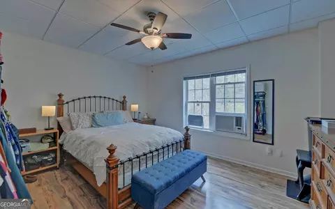 Bedroom - 747 Henderson Falls Rd, Toccoa, GA 30577 photo 7 of 8