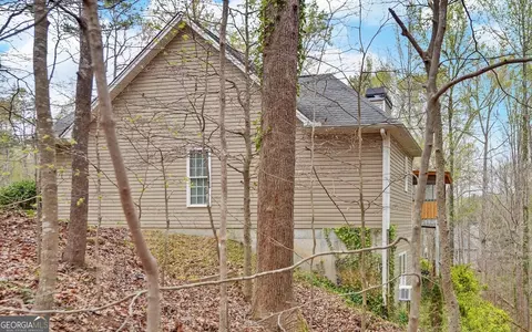 Exterior - 747 Henderson Falls Rd, Toccoa, GA 30577 photo 9 of 10