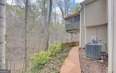 Exterior - 747 Henderson Falls Rd, Toccoa, GA 30577 photo 7 of 10