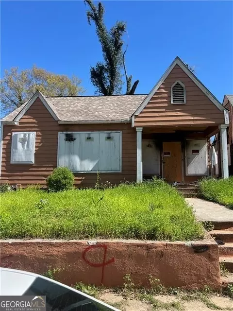 1079 White Oak Ave, Atlanta, GA 30310