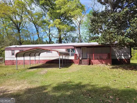 1075 Co Rd 510, Lanett, AL 36863