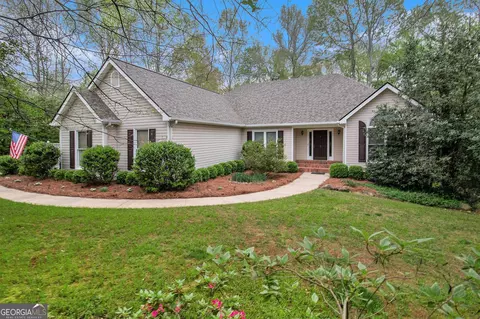 7 Perth Pt, Sharpsburg, GA 30277