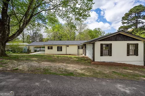 7225 Pine Ct, Cumming, GA 30041