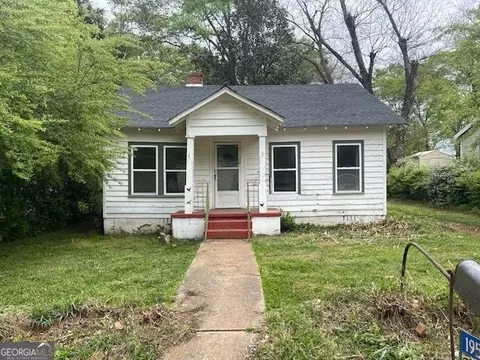 1957 Miller St, Thomaston, GA 30286