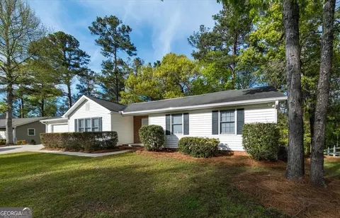 234 River Hills Rdg, Macon, GA 31211