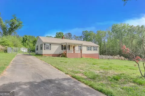731 S Leard St, Hartwell, GA 30643