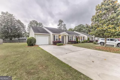110 Kingston Village Dr, Perry, GA 31069