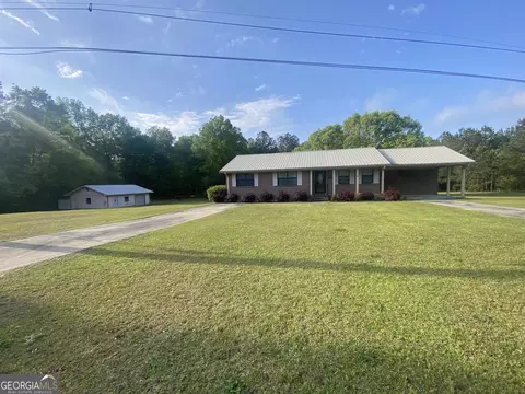 614 Ga Hwy 126, Cochran, GA 31014