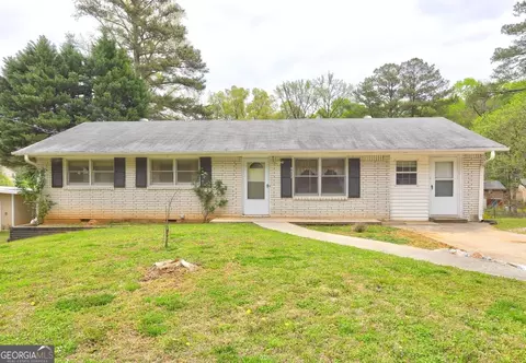 8472 Shiloh Ct, Jonesboro, GA 30238