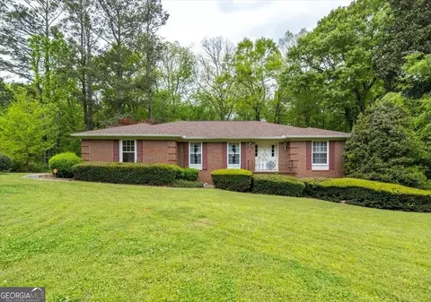151 Cedarline Dr, Gray, GA 31032