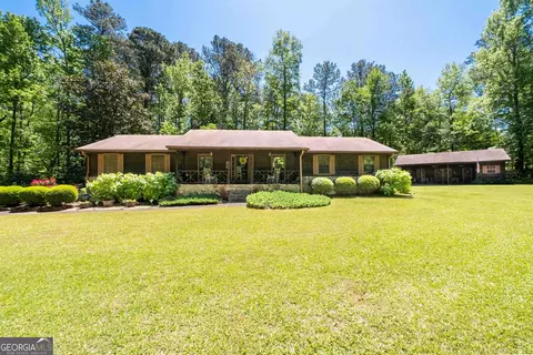 45 W Price Dr, Locust Grove, GA 30248
