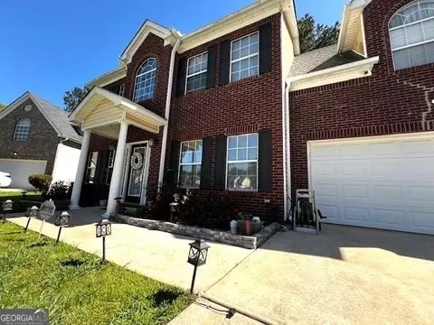 7706 Crestwicke Crossing Dr, Jonesboro, GA 30236
