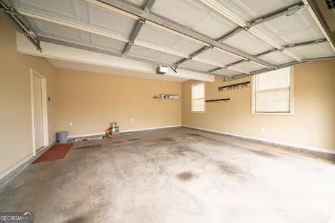 Exterior - 134 Hamilton Lake Dr, Lagrange, GA 30241 photo 7 of 15