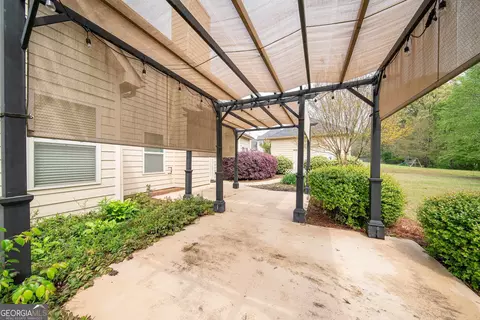 Exterior - 134 Hamilton Lake Dr, Lagrange, GA 30241 photo 12 of 15