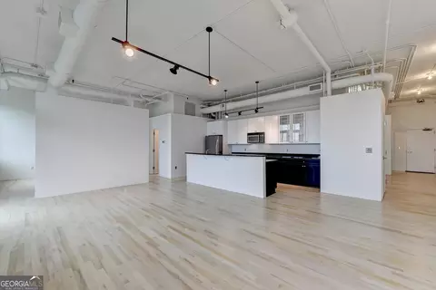 3180 Mathieson Dr #809, Atlanta, GA 30305