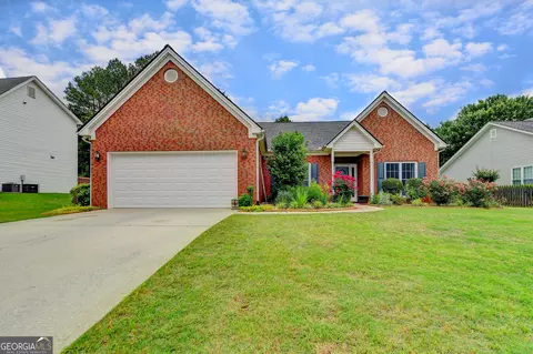 1074 Rolling Forest Ln, Lilburn, GA 30047