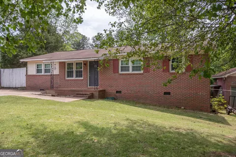 120 Alton Dr, Lagrange, GA 30240